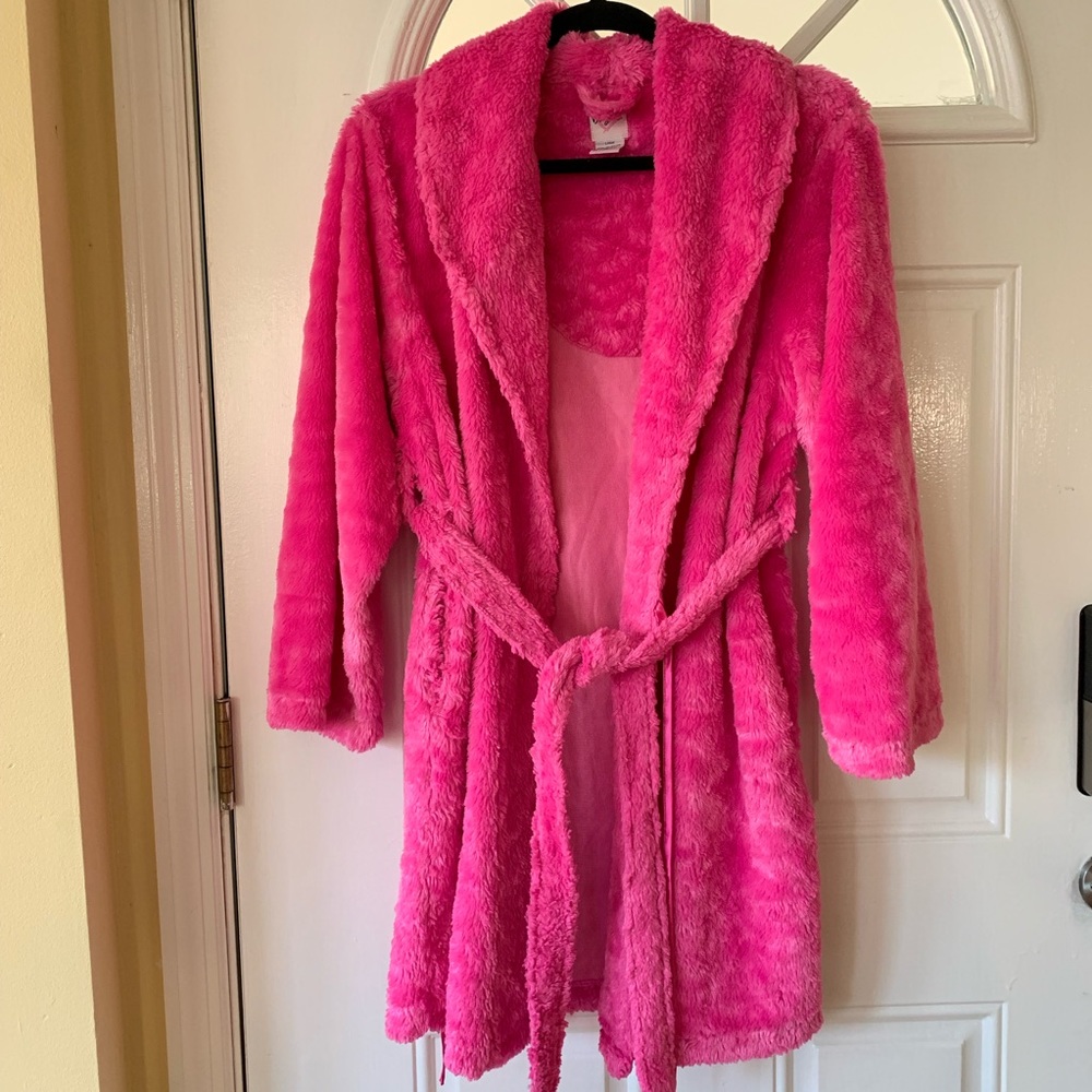 Body touch pink robe
